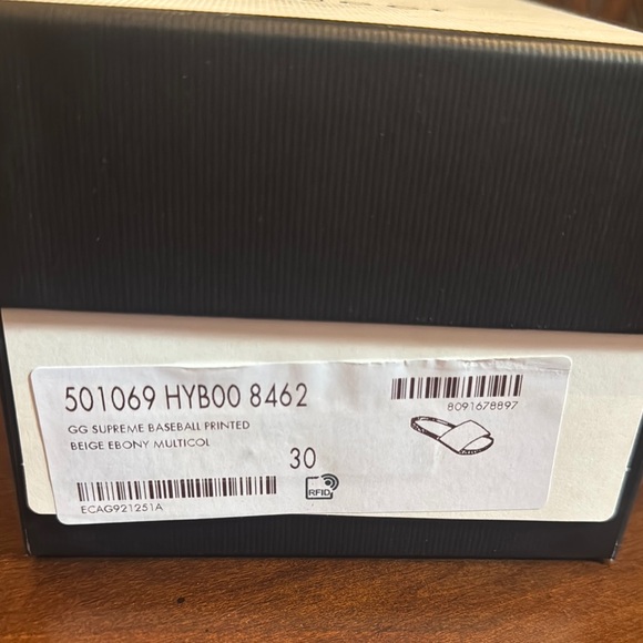 Gucci Youth Boys Shoes size 12 - Picture 3 of 11